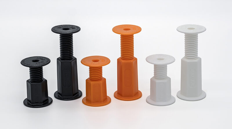 Image shows a collection of Space-Plug fittings